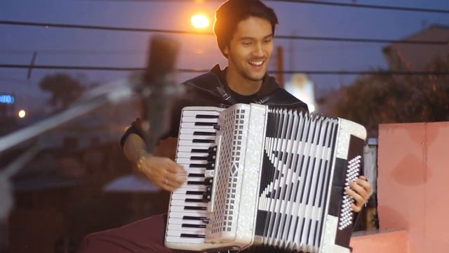 Luis Fonsi - Despacito ft. Daddy Yankee (Cover - Marcio Yagui - Sanfona / Acordeon) смотреть онлайн
