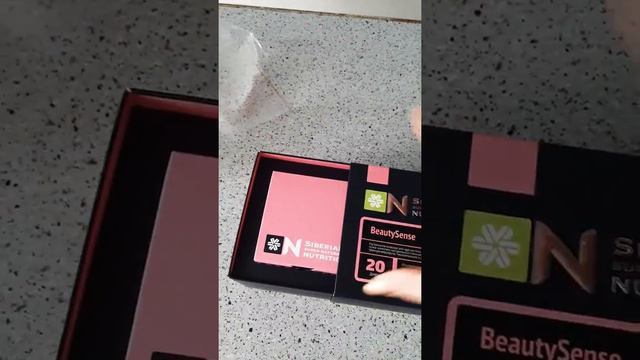 Чего хочет женщина? 🥰 А женщина хочет всегда выглядеть💥 на все 100%!🎯 смотреть онлайн