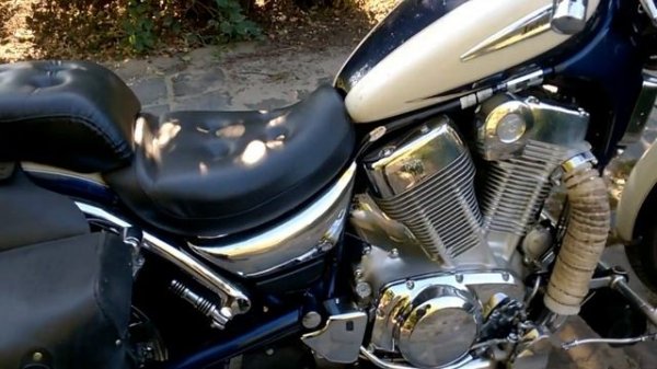 Suzuki Intruder vs 1400