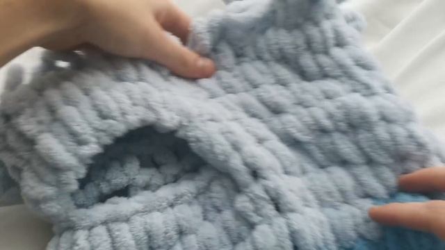 ПЛЮШЕВАЯ БАЛАКЛАВА С УШКАМИ туториал тренд Тик ток 2021 шапка из Ализе пуффи смотреть онлайн