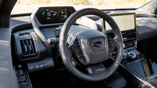 New Subaru Solterra 2023 Rivals of Hyundai Ioniq 5 and Kia EV6 смотреть онлайн