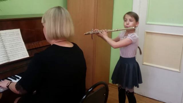 Рязанова Лида - Аллегретто (Моцарт) смотреть онлайн