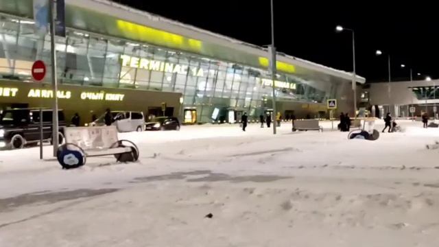 (плохое качество) Информатор аэропорта "Казань" (4 часть) смотреть онлайн