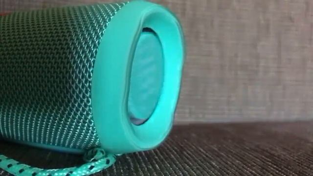 JBL flip 4 - Teal Color (Blowing) смотреть онлайн