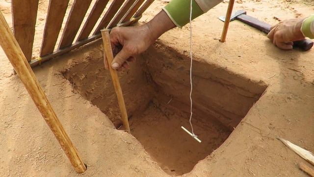 Easy Creative Monkey Trap Dead fall Trap With Wood Branches смотреть онлайн