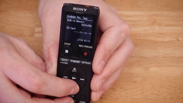 Sony ICD-UX570 Dictaphone - Unboxing & Walkthrough - Part 1 смотреть онлайн