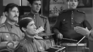 СМУГЛЯНКА песня/к.ф. В БОЙ ИДУТ ОДНИ СТАРИКИ/