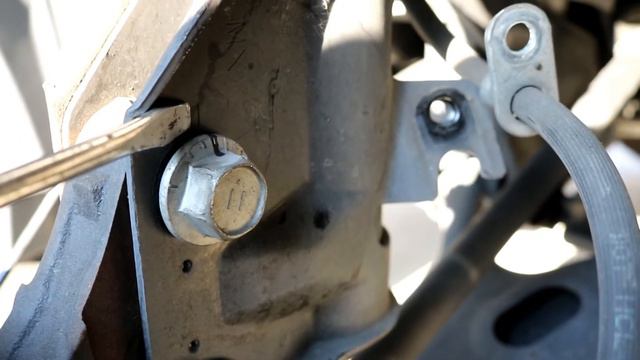 Subaru XV Crosstrek Axle Replacement смотреть онлайн