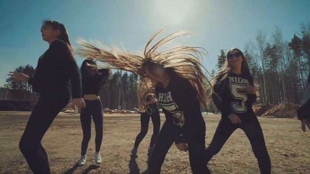 Dance Studio LOVA vs Kat Gragam | Sometimes cover смотреть онлайн