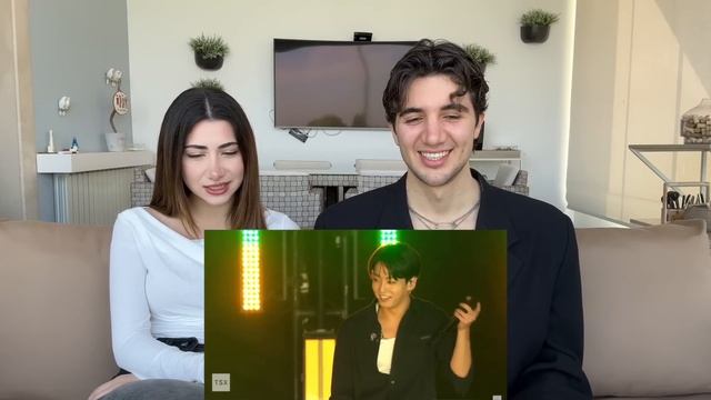Jung Kook Live at TSX, Times Square REACTION!! смотреть онлайн