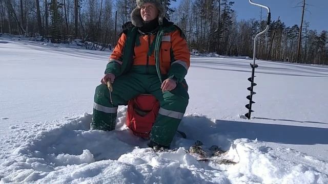 Рыбалка на окуня. Окуня Атакуют. Братское водохранилище. Рыбалка 2020 смотреть онлайн