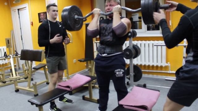 Подъем на бицепс с читингом 120кг. Сергеев Станислав с.в.96-97кг