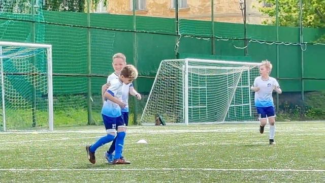 Соболь - Академия футбола-2 18:0 смотреть онлайн