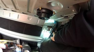 Логан дополнительное освещение в багажник