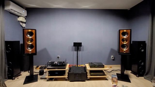 클링거파브르 Klinger Favre Studio 17UT, When I Dream смотреть онлайн