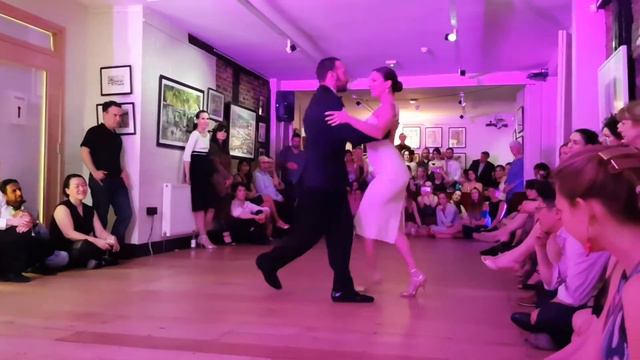 Loukas Balokas- Georgia Priskou , Adoracion, Vals, Tango Etnia, London UK смотреть онлайн
