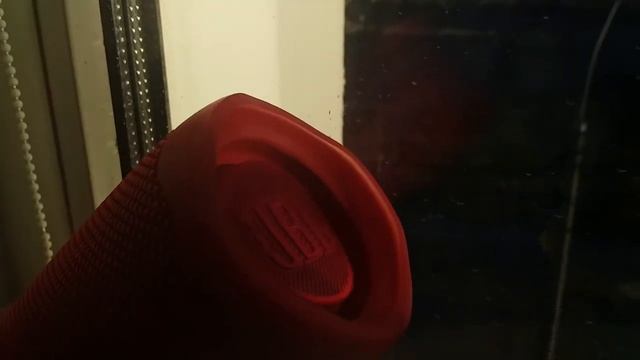 JBL Flip 5 BASS TEST (80% VOLUME) смотреть онлайн