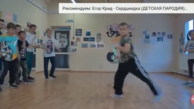 Смотрим видео наподобие песни зацепила меня ?