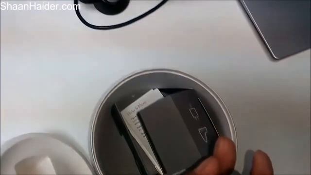 Motorola Moto 360 Smartwatch Unboxing and Quick Review смотреть онлайн