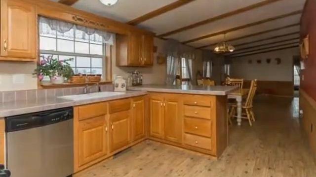 Super Indianola 4BR Ranch Acreage! смотреть онлайн