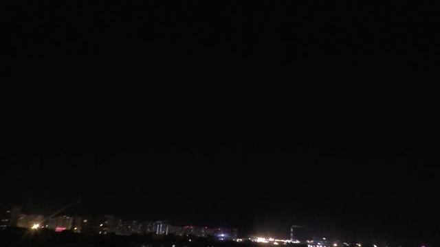 Загадочный объект в ночном небе Петербурга. Планета Венера? Неизвестная звезда? Или что-то другое.. смотреть онлайн