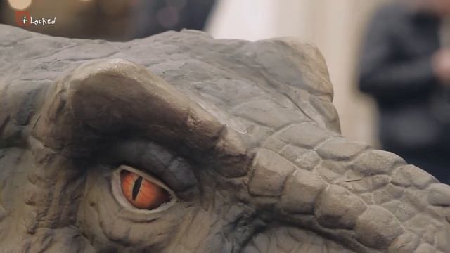 Динозавр в Петербурге смотреть онлайн