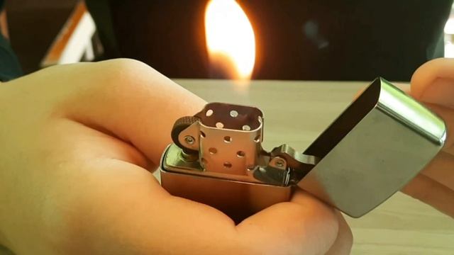 Как менять высоту пламени на зажигалке Zippo смотреть онлайн
