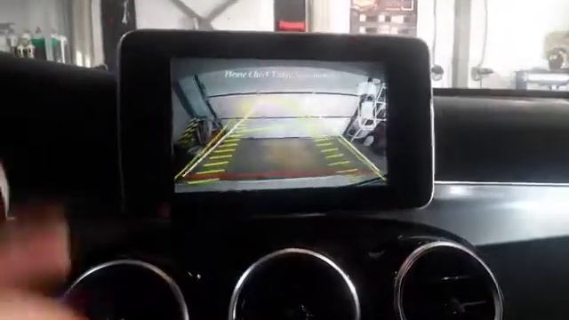 Mercedes GLC. Камера заднего вида в штатное место. смотреть онлайн