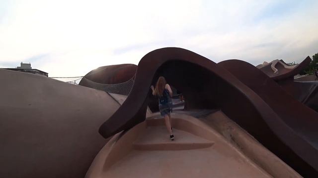 Валенсия. Парк на дне, стритарт и коррида смотреть онлайн