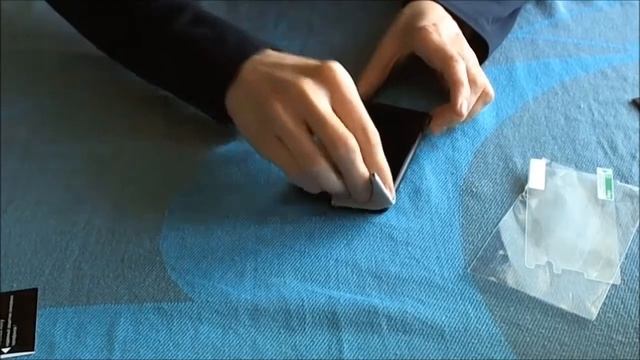 Как наклеить пленку на телефон своими руками.Пошагово и просто. смотреть онлайн