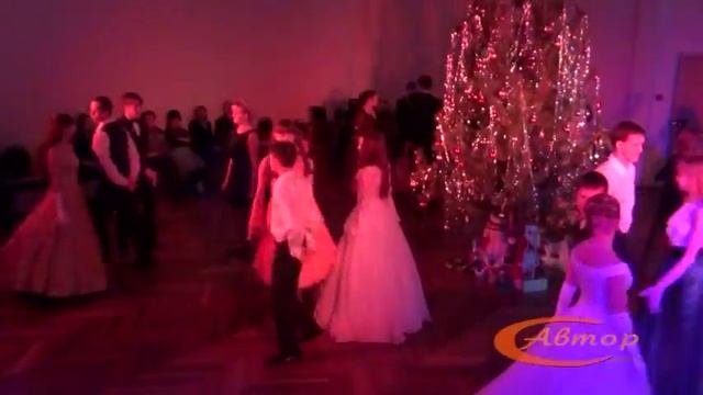 Рождественский бал. Кадриль "Летучая мышь" смотреть онлайн
