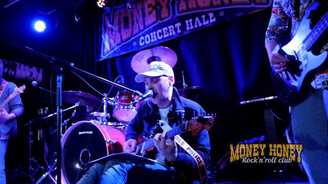 Танцуй (Зоопарк). ТабаковБенд