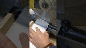 Пилим правильно панели из дюрополимера