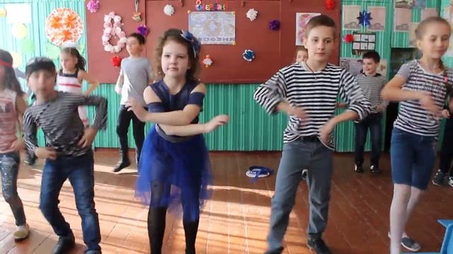 Танец .На палубе матросы. смотреть онлайн