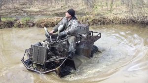 Самодельные квадрики по болоту