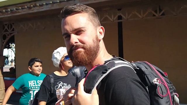 Our Visit to Parque Warner Theme Park - Warner Bros Movie World Madrid All Rides Review смотреть онлайн