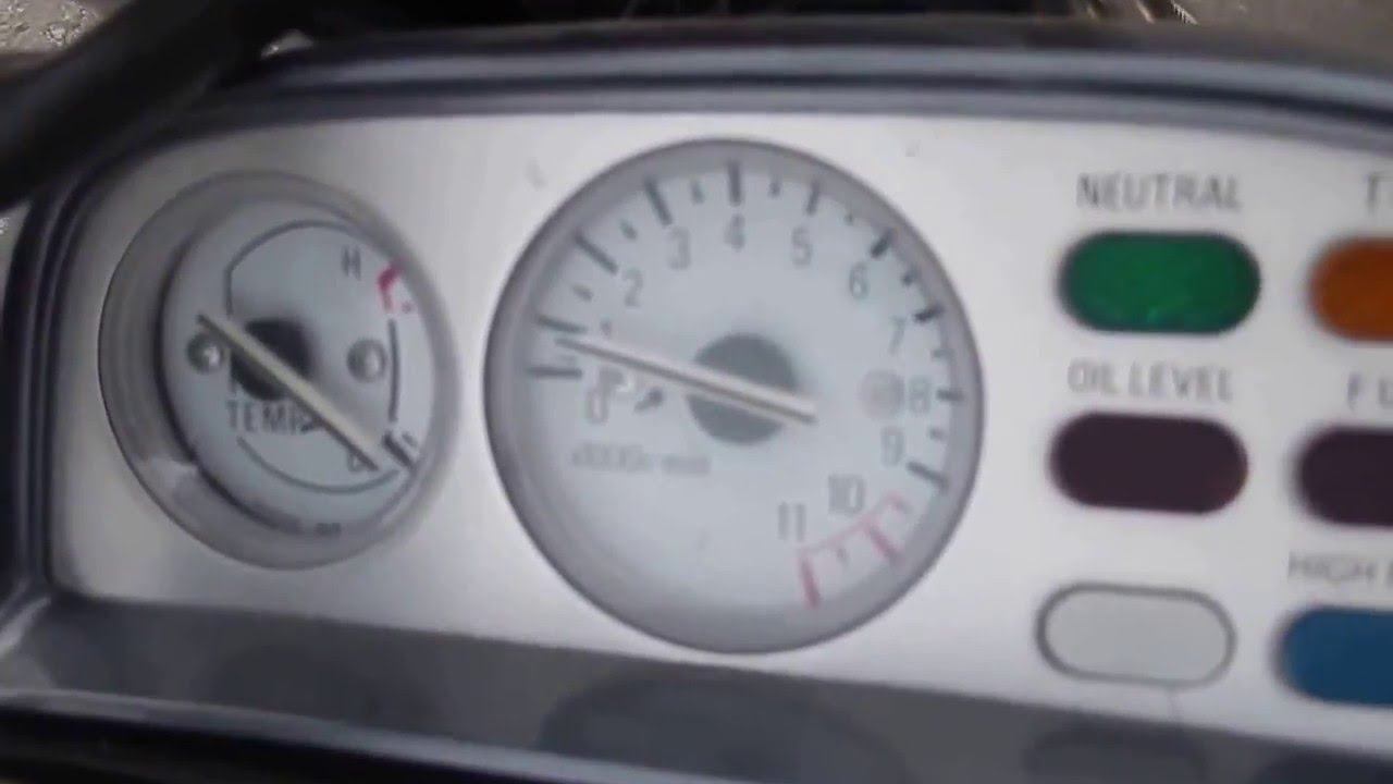 B5897 YAMAHA V MAX смотреть онлайн