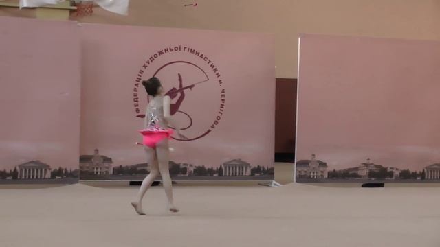 Нітченко Аліса (булавы) 07.02.2016 Художественная гимнастика. Чемпионат Черниговской области смотреть онлайн