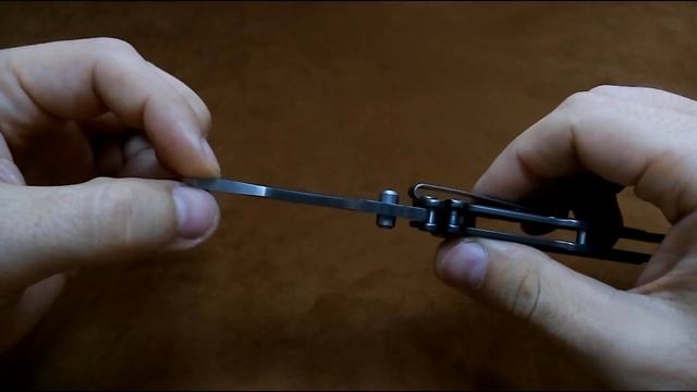 Обзор ножа CRKT Graphite 5190. Выгляжу как спорткар - режу, как бульдозер.