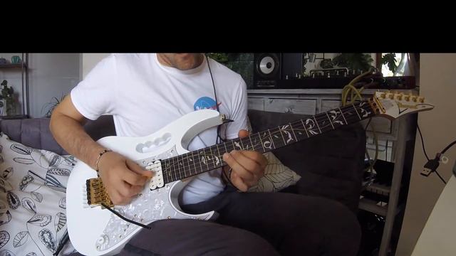 Ibanez Steve Vai jem 7v Wh- guitar improvisation смотреть онлайн