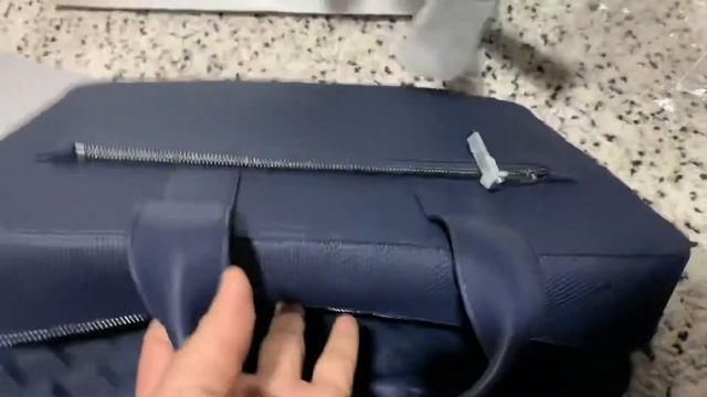 Lacoste Laptop Bag | Unboxing смотреть онлайн