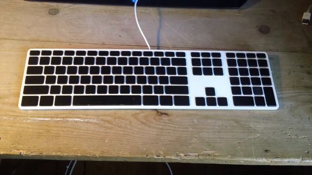 Apple Wired Keyboard Color Change-up