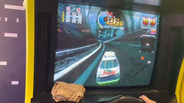 Daytona USA 2 All Maps and 3 Different Cars Used смотреть онлайн