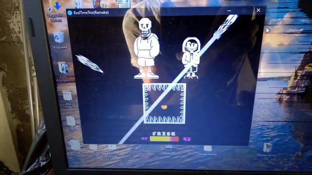 Я почти прошёл Bad Time Trio на старом сломаном ноутбуке смотреть онлайн