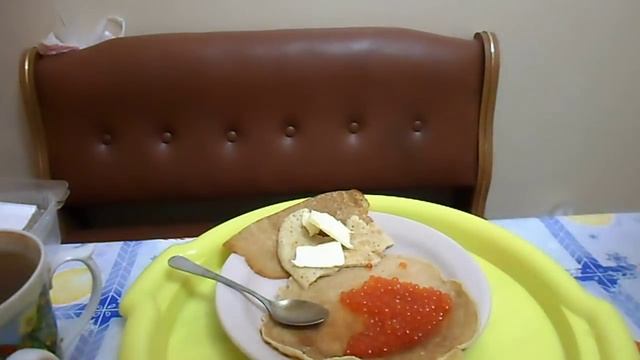 ОБЖОР: БЛИНЫ С КРАСНОЙ ИКРОЙ смотреть онлайн