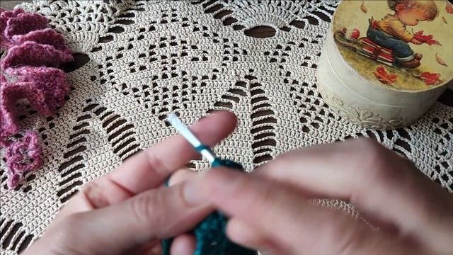 Воротничок для игрушки крючком. Подробный МК смотреть онлайн