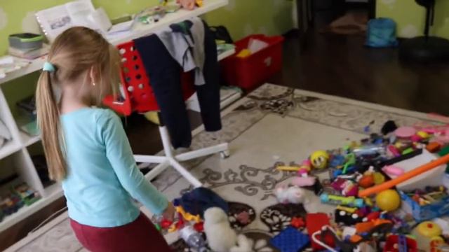 Послушные дети / убираем игрушки смотреть онлайн