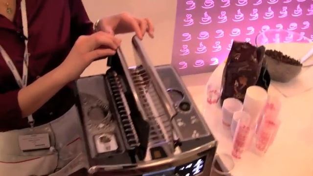 Saeco Xelsis: la macchina da caffè più tecnologica al mondo смотреть онлайн