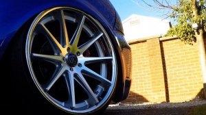 VW Golf Mkk R32 on Rohana RC10 Wheels - Airlift V2