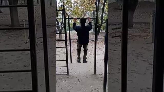 Подтягивания на максимум в свободной технике. смотреть онлайн